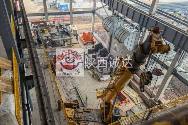 年产3万吨(金属量)高纯三元动力电池级硫酸镍项目施工现场