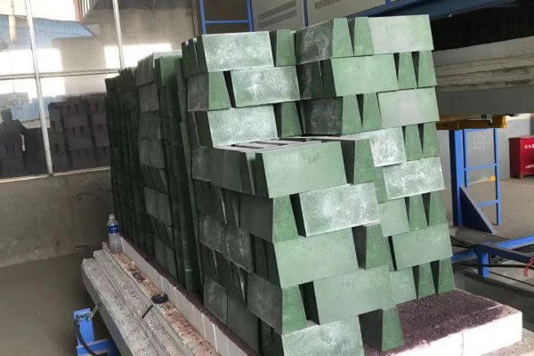 矿热炉用耐材的要求及选择都有哪些?