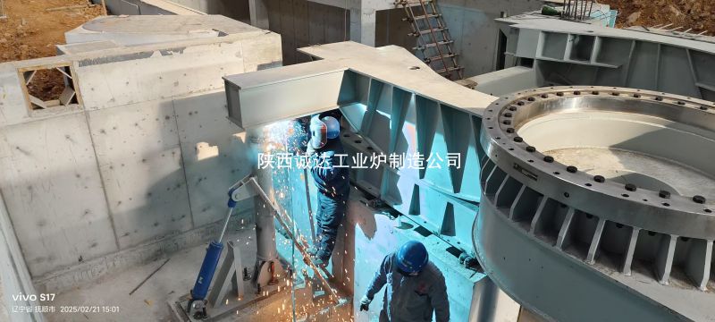 我公司自主研发的国内首台竖井预热等离子直流电弧炉正式启动安装!