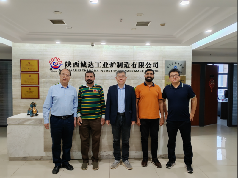 深度交流,共谋发展!巴基斯坦客户到访探讨 80T 交直流电弧炉