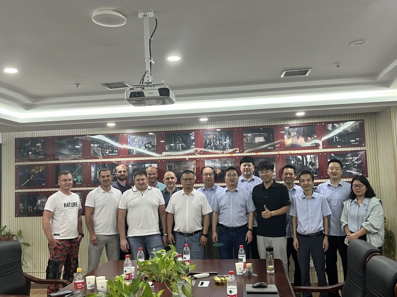 俄罗斯客户到访我公司 五天深度验货共筑合作基石