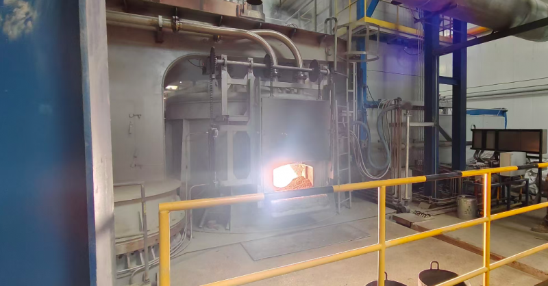 技术赋能科研!我司为东北大学定制竖井预热直流电弧炉进入调试关键期