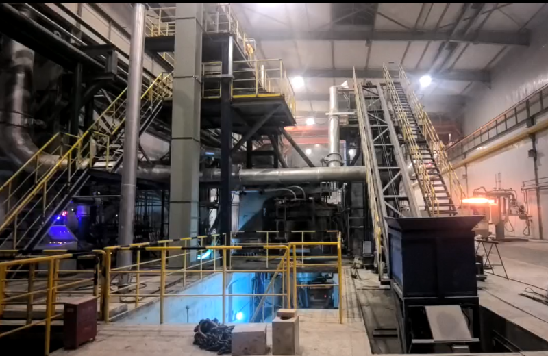 东北大学竖井预热直流电弧炉