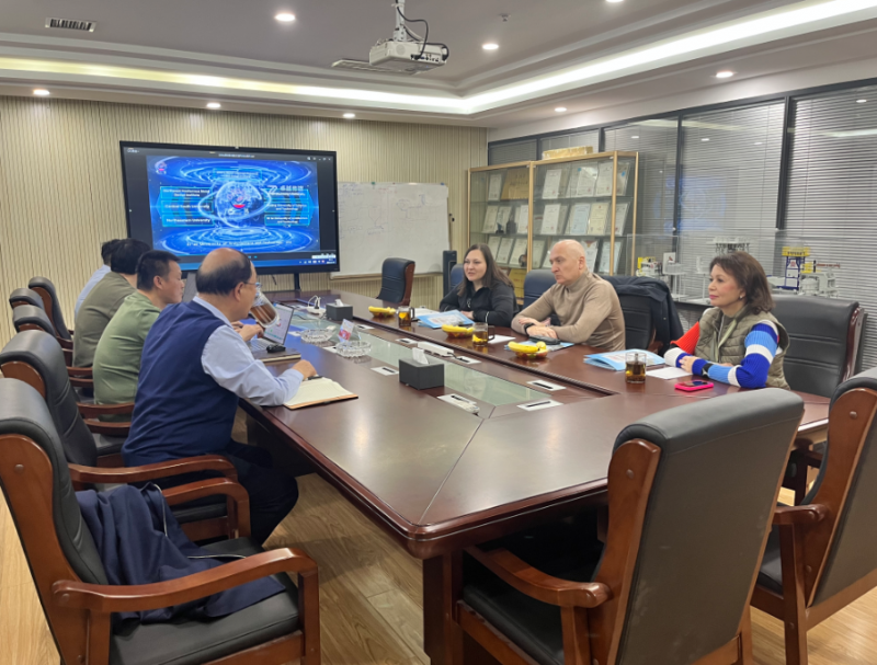 俄罗斯客户莅临陕西诚达考察访问 深化直流炉技术交流，共启合作新篇